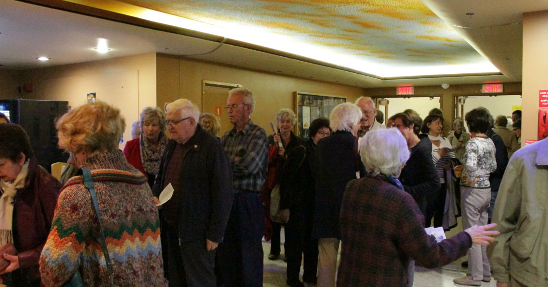 Fondation culturelle Jean-de-Brébeuf carrousel à propos Dans le hall d'entrée